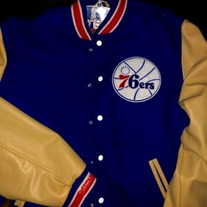 Mitchell and ness Authentic 76ers Varsity jacket size xl